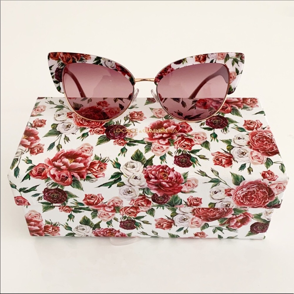 Deleting Listing Price firm Dolce & Gabbana Sunglasses, New - Picture 6 of 9